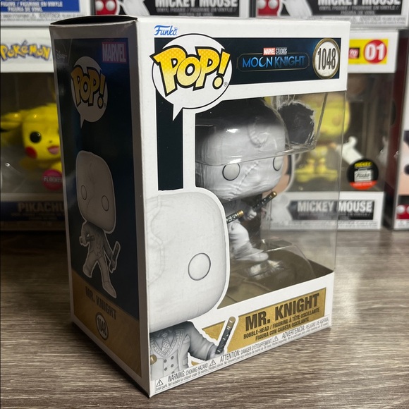 Funko Pop! Moon Knight Mr. Knight White Figure - Picture 2 of 4